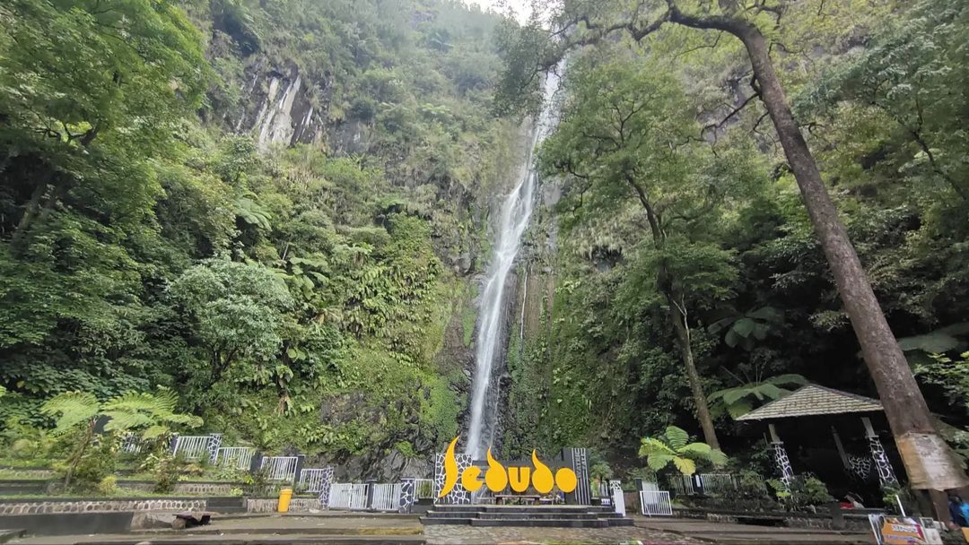 Air Terjun Sedudo